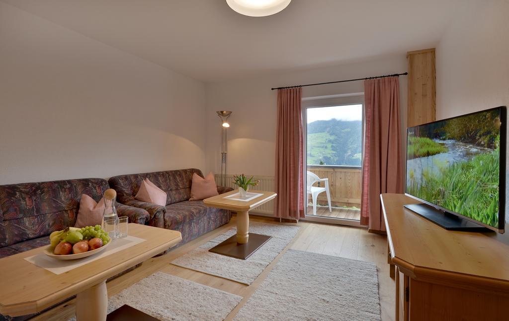 Bergchalet Emberg Mit Sauna Aschau Im Zillertal Стая снимка